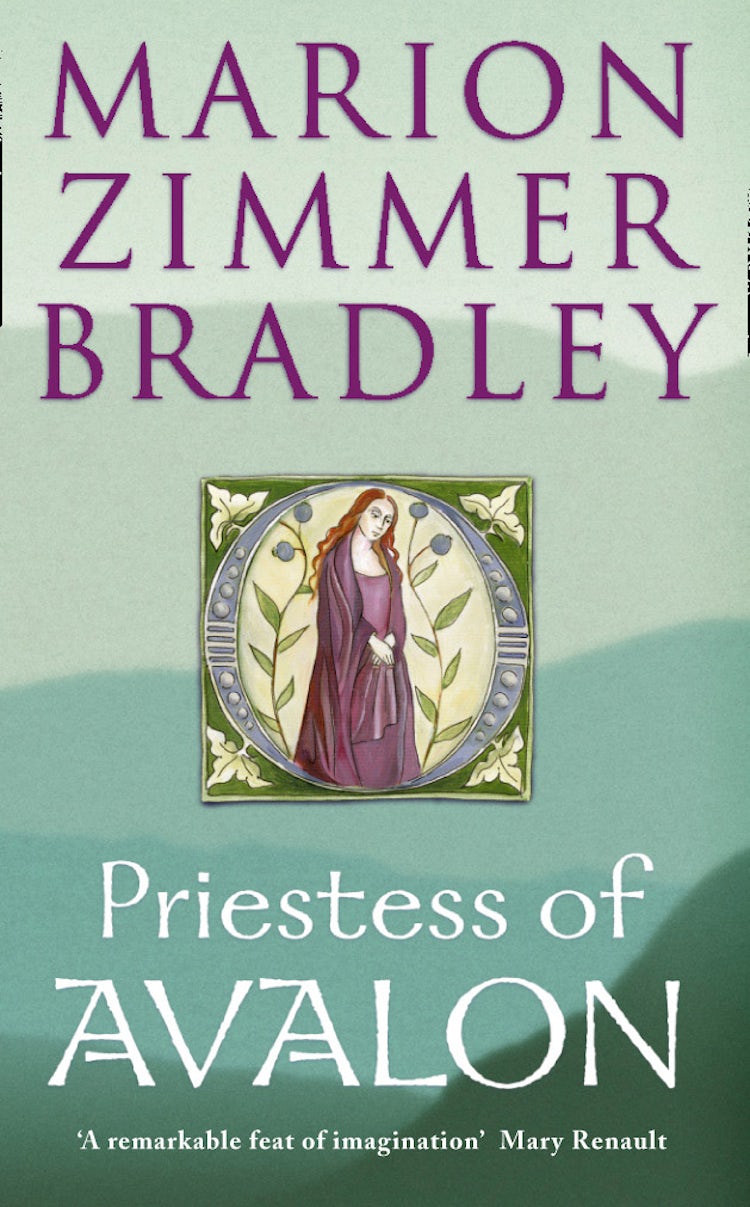 Cover image for Priestess of Avalon, isbn: 9780006483762