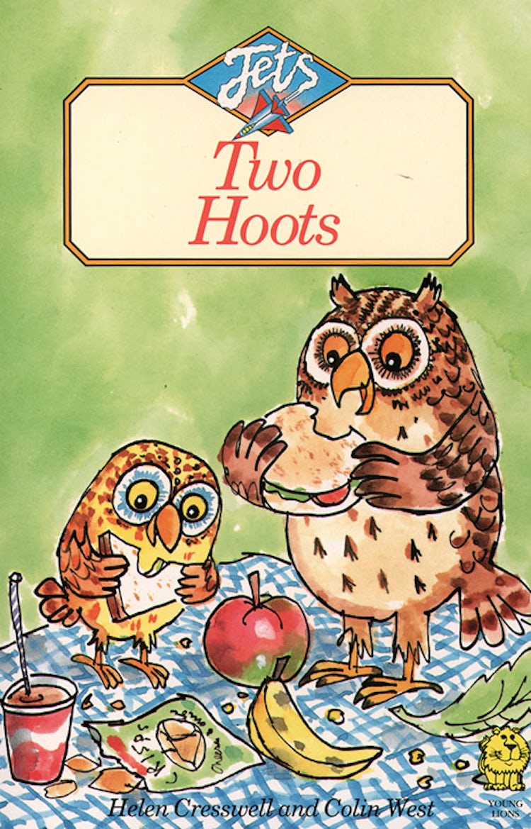 Cover image for Two Hoots, isbn: 9780006730064