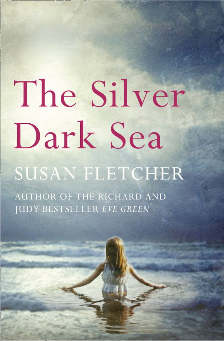 Cover image for The Silver Dark Sea, isbn: 9780007321636