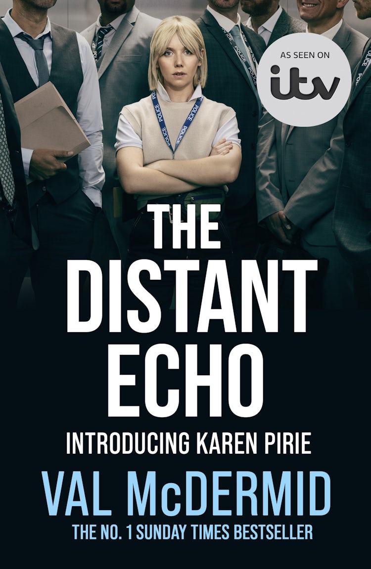 Cover image for The Distant Echo (Detective Karen Pirie, Book 1), isbn: 9780007327652