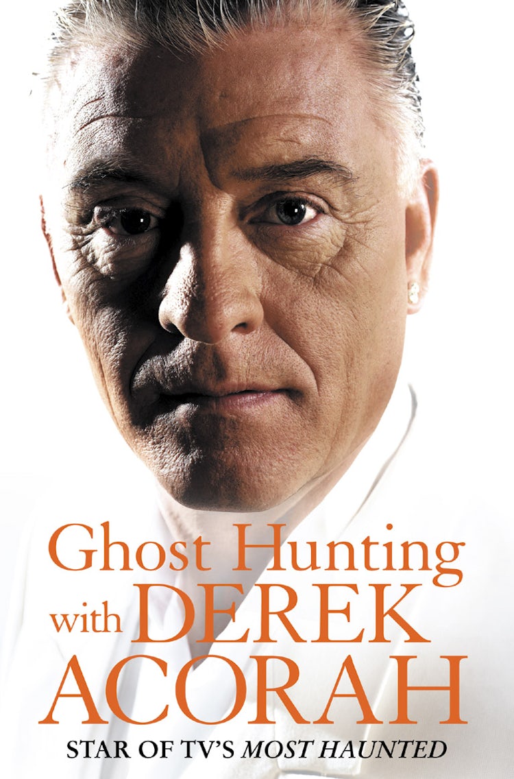 Cover image for Ghost Hunting with Derek Acorah, isbn: 9780007360994