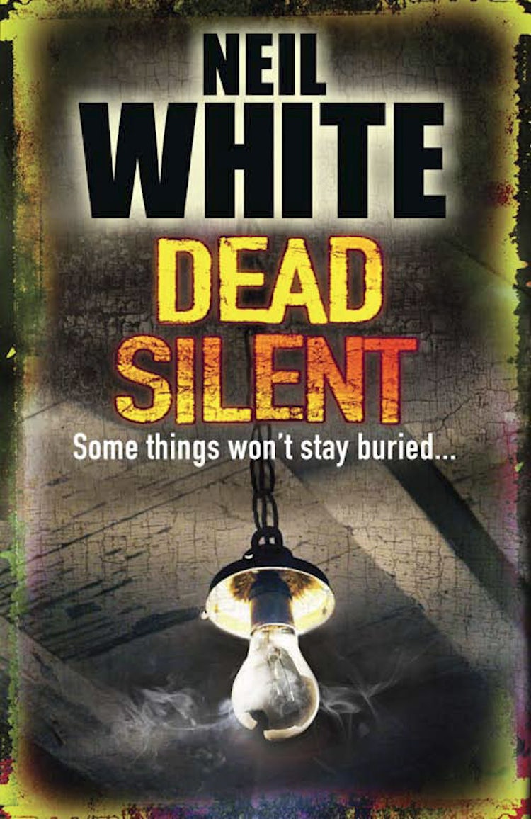 Cover image for DEAD SILENT, isbn: 9780007371723