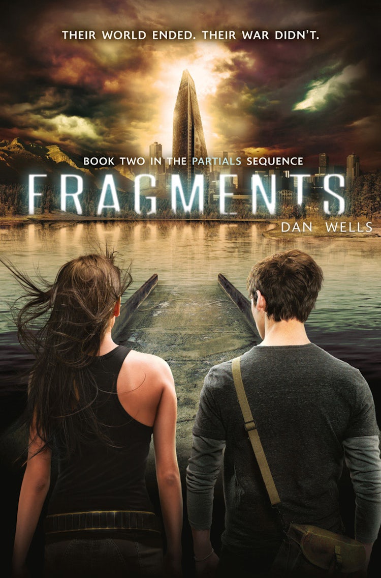 Cover image for Fragments (Partials, Book 2), isbn: 9780007465583
