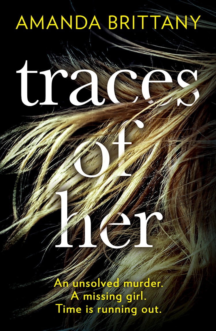 Cover image for Traces Of Her, isbn: 9780008331184