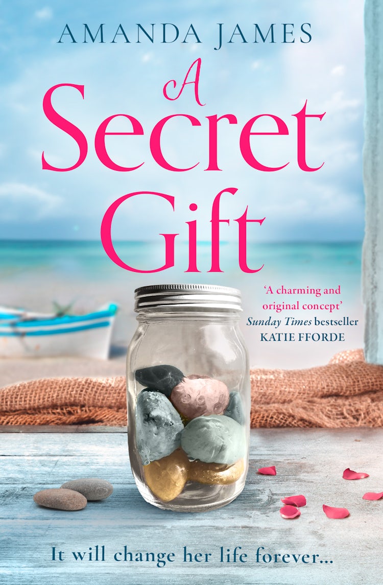 Cover image for A Secret Gift (Cornish Escapes Collection, Book 1), isbn: 9780008504984
