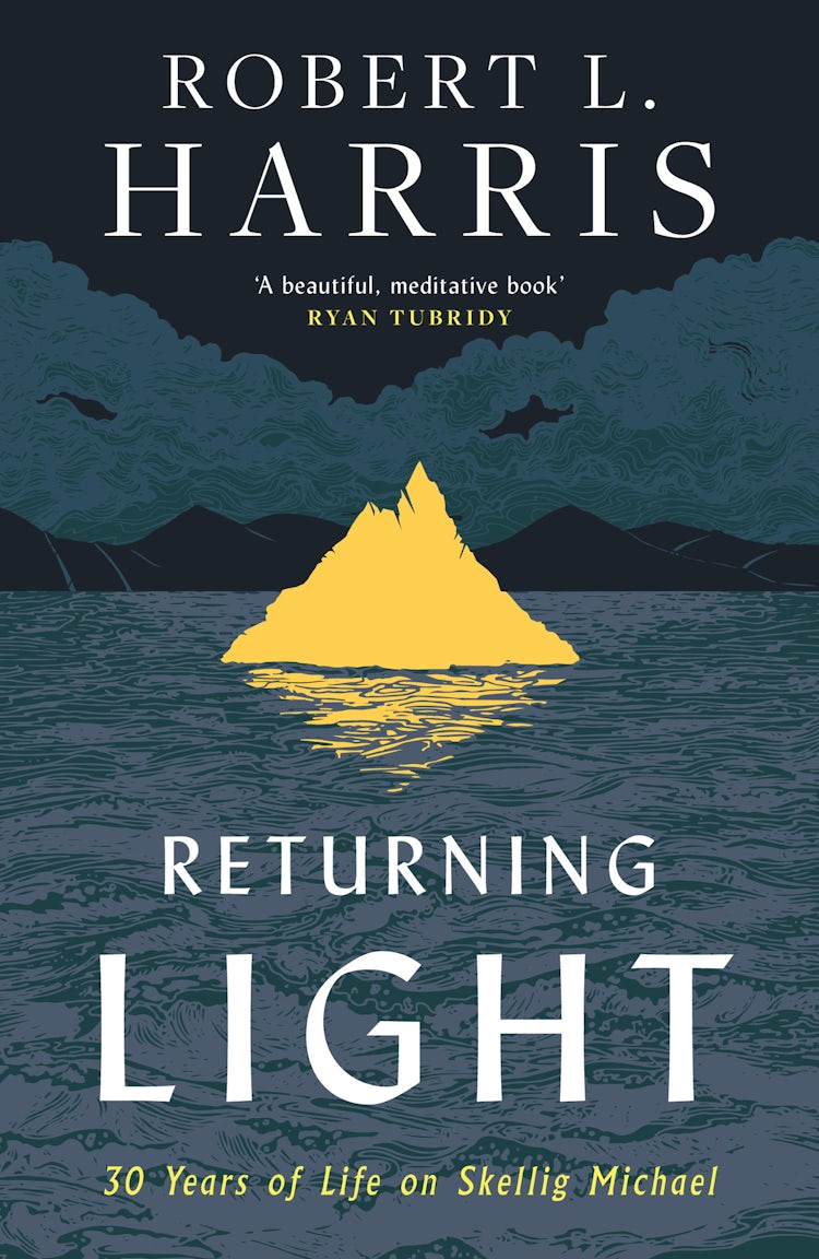 Cover image for Returning Light: 30 Years of Life on Skellig Michael, isbn: 9780008509408