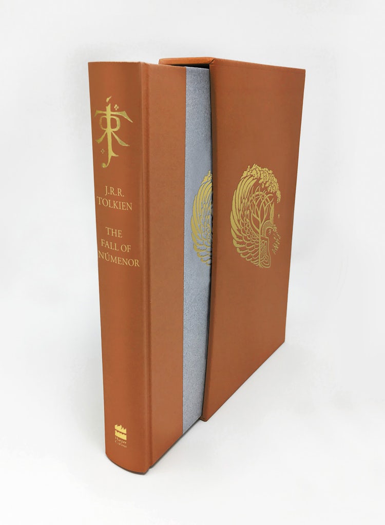 Cover image for The Fall of Numenor: And Other Tales from the Second Age of Middle-Earth [Deluxe Edition], isbn: 9780008537845