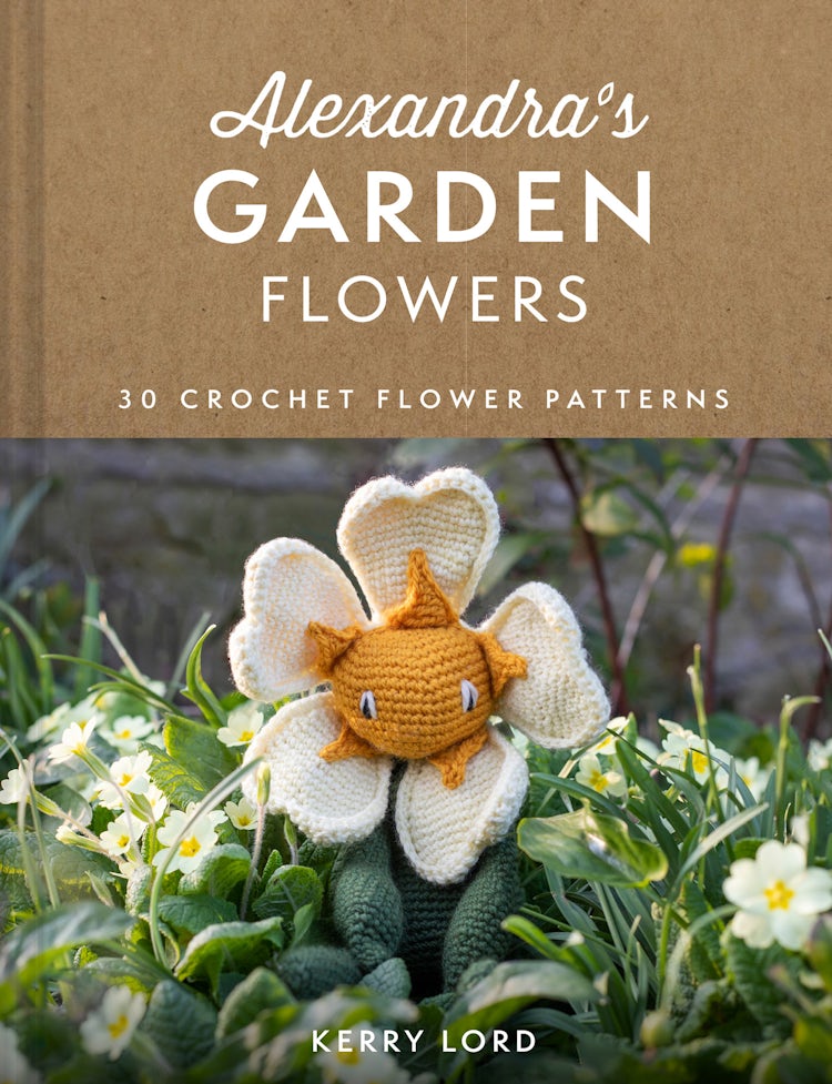 Cover image for Alexandra's Garden: 30 Flowers to Crochet, isbn: 9780008553999