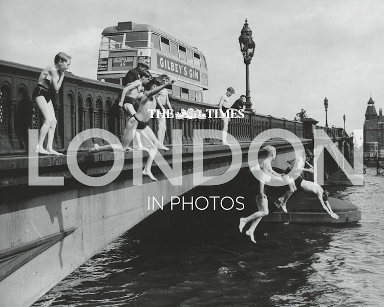 Cover image for The Times London In Photos: A history of the nation’s capital through the camera lens, isbn: 9780008711337