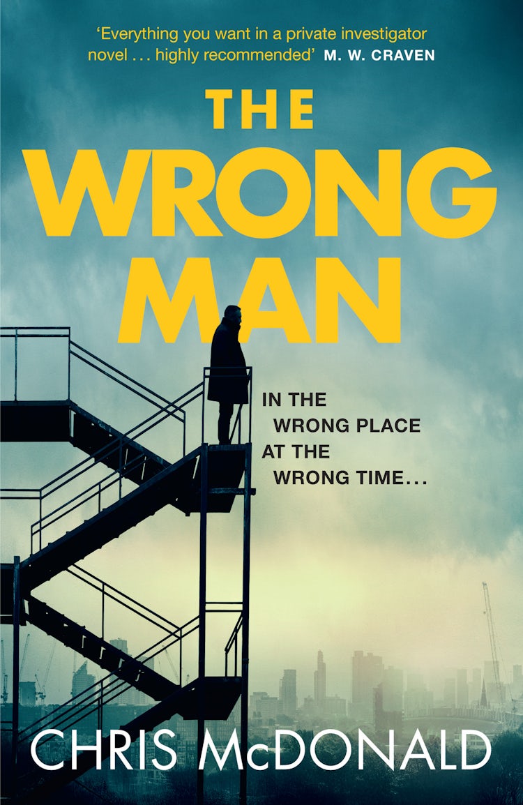 Cover image for The Wrong Man: In the wrong place at the wrong time… (Ethan Adler, Book 1), isbn: 9780008763039