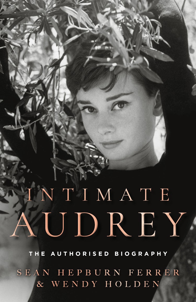 Cover image for Intimate Audrey: The Authorised Biography, isbn: 9780008806446