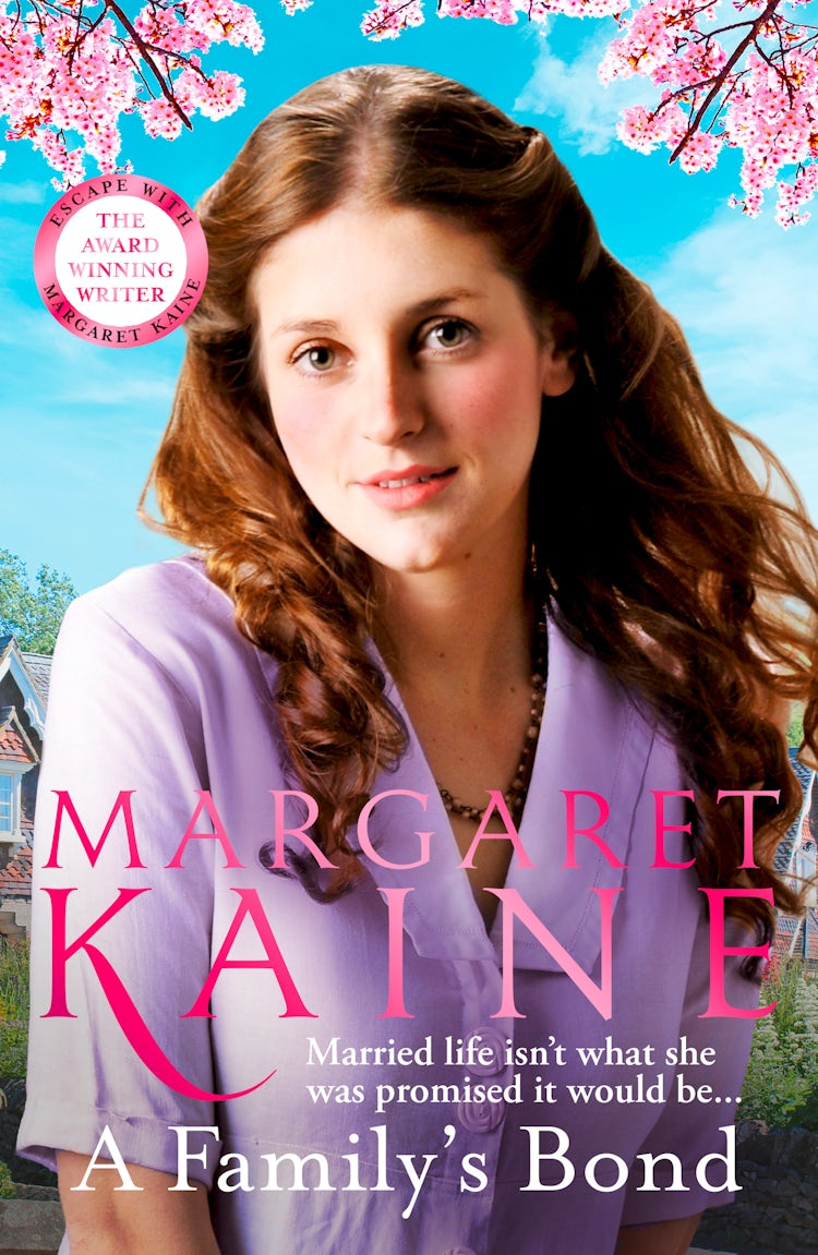 Cover image for A Family’s Bond (The Potteries Girls, Book 3), isbn: 9780008838379