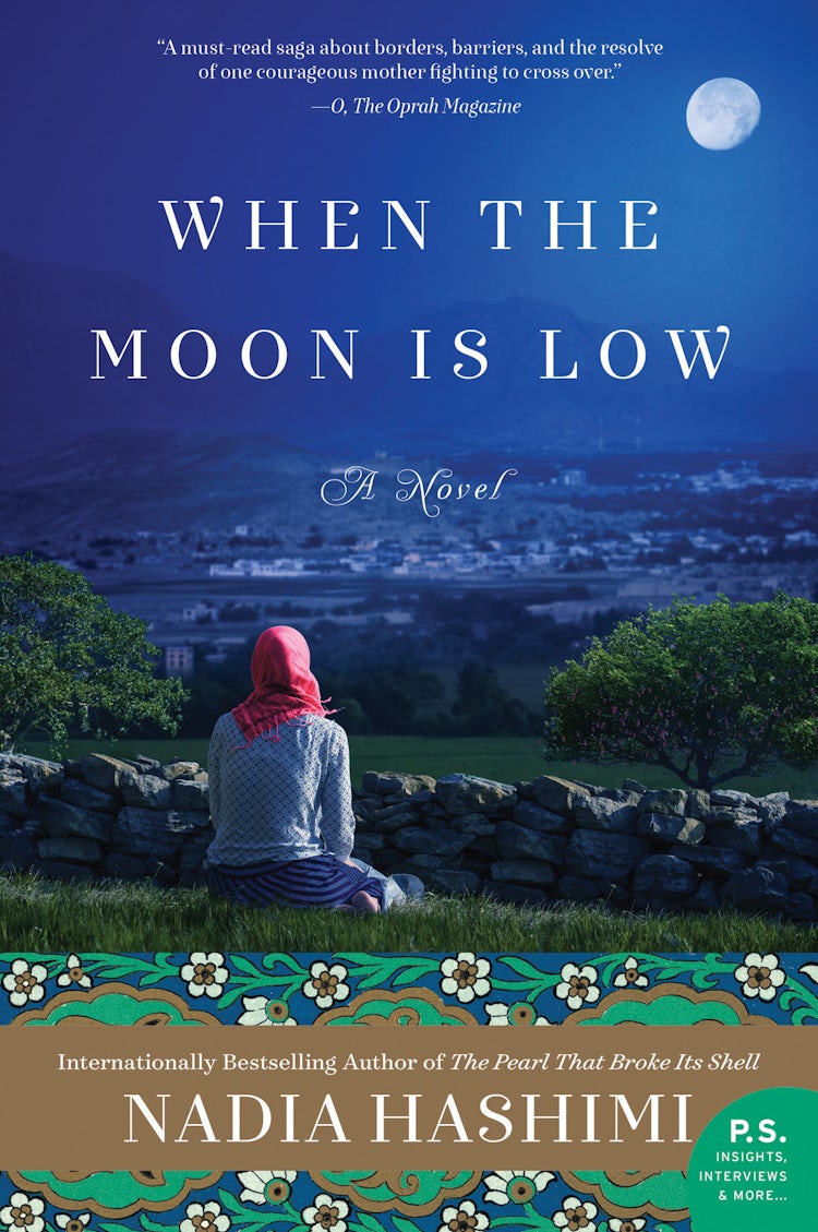 Cover image for When the Moon Is Low, isbn: 9780062369628