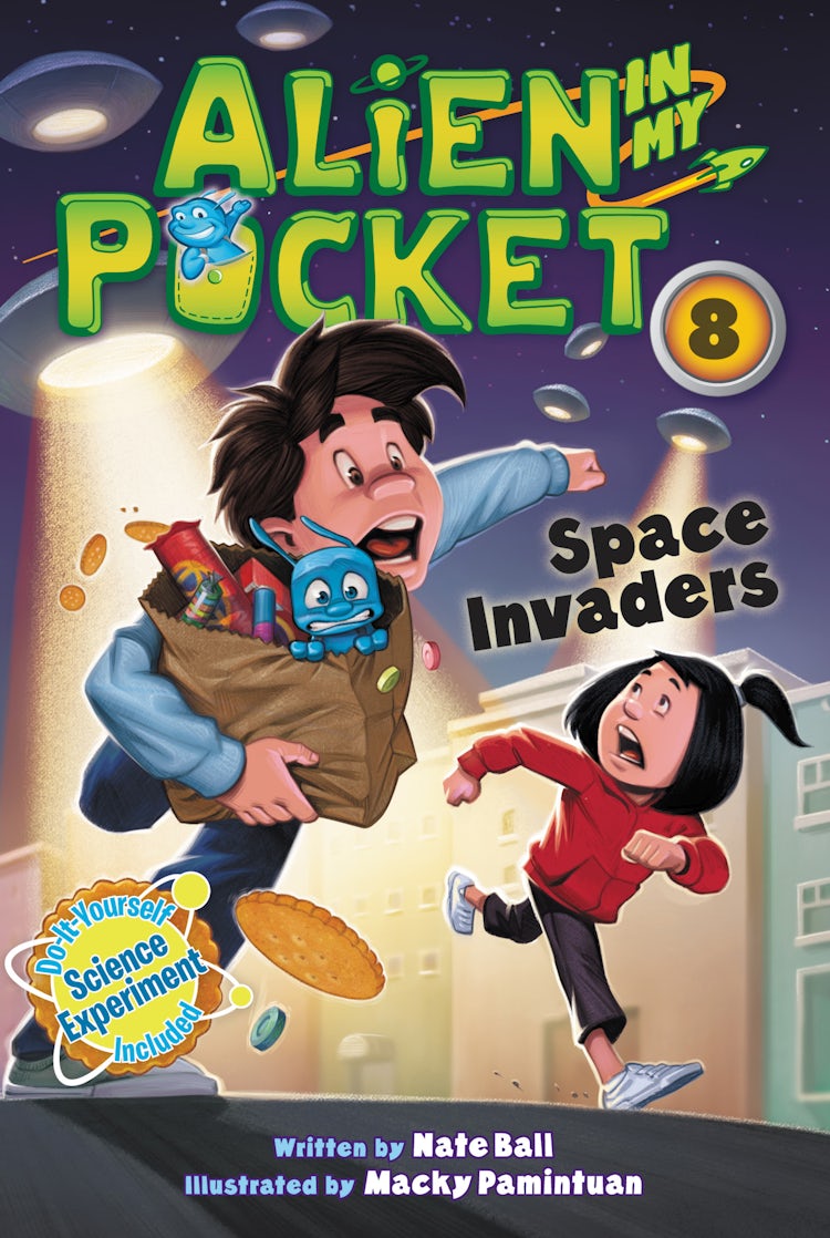 Cover image for Alien in My Pocket #8: Space Invaders, isbn: 9780062370938