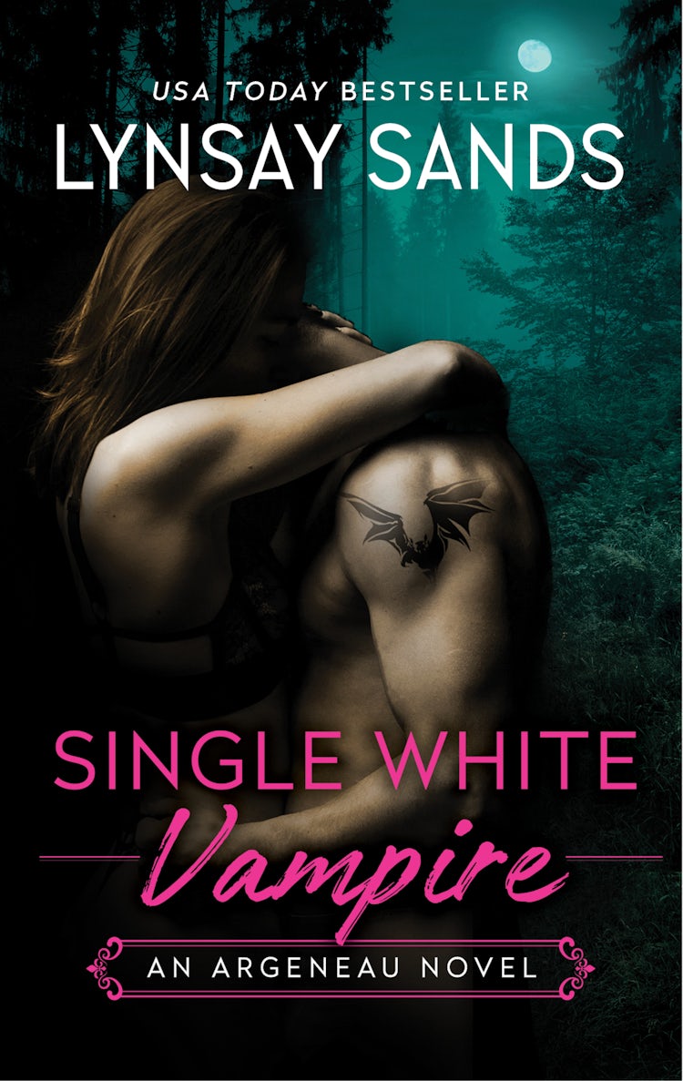 Cover image for Single White Vampire: An Argeneau Novel, isbn: 9780063360709