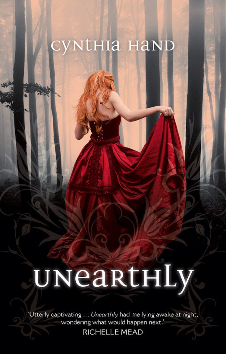 Cover image for Unearthly (Unearthly, Book 1), isbn: 9780730492818