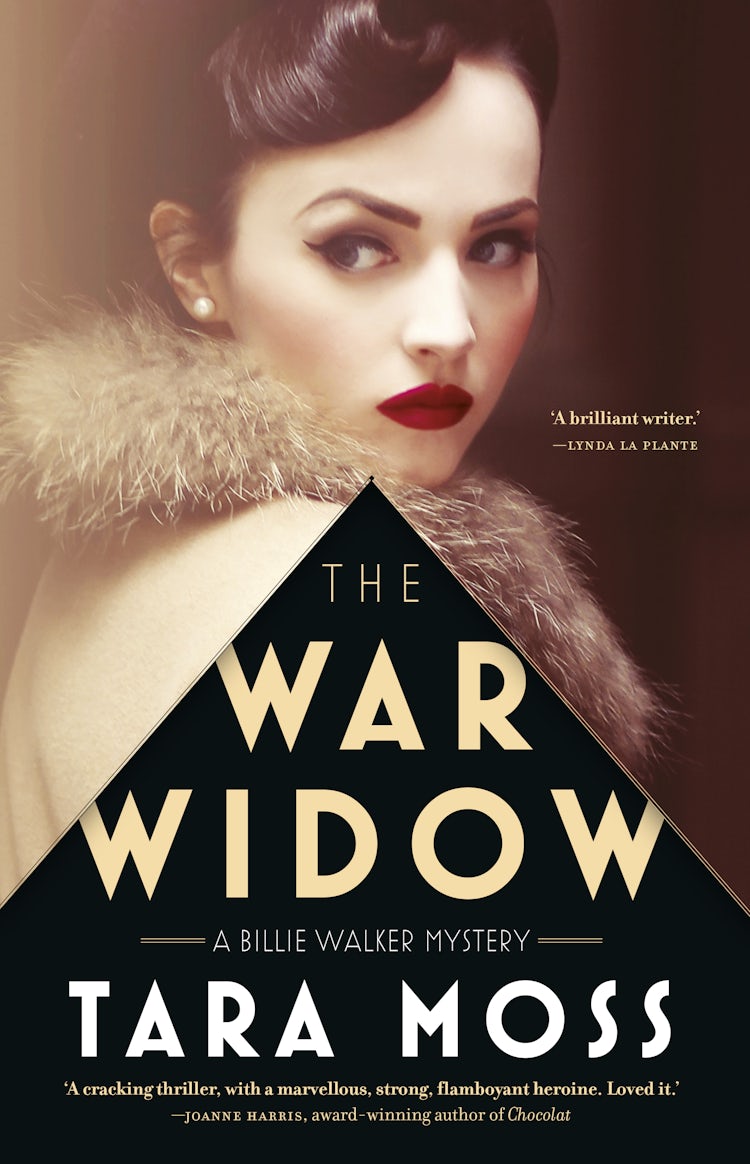 Cover image for The War Widow: The thrilling first historical mystery novel in the popular bestselling Billie Walker series for fans of Kate Quinn, Jacqueline Winspear and Fiona McIntosh, isbn: 9780732290665