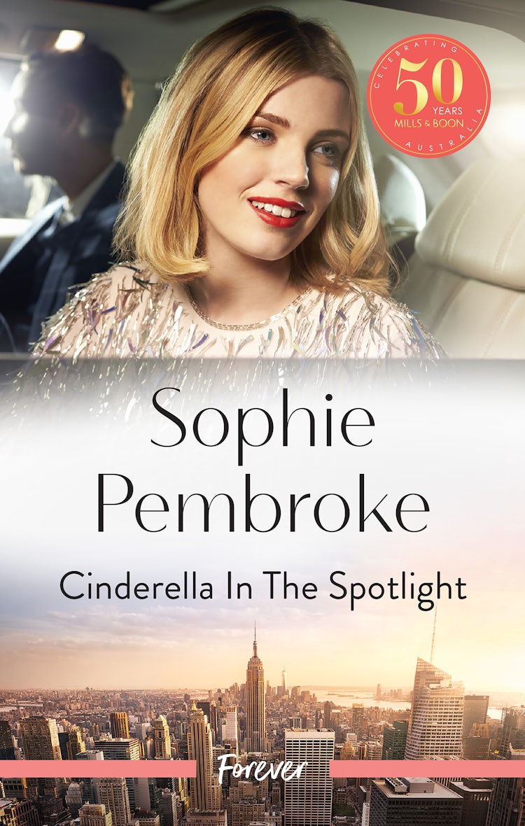 Cover image for Cinderella In The Spotlight, isbn: 9781038905123