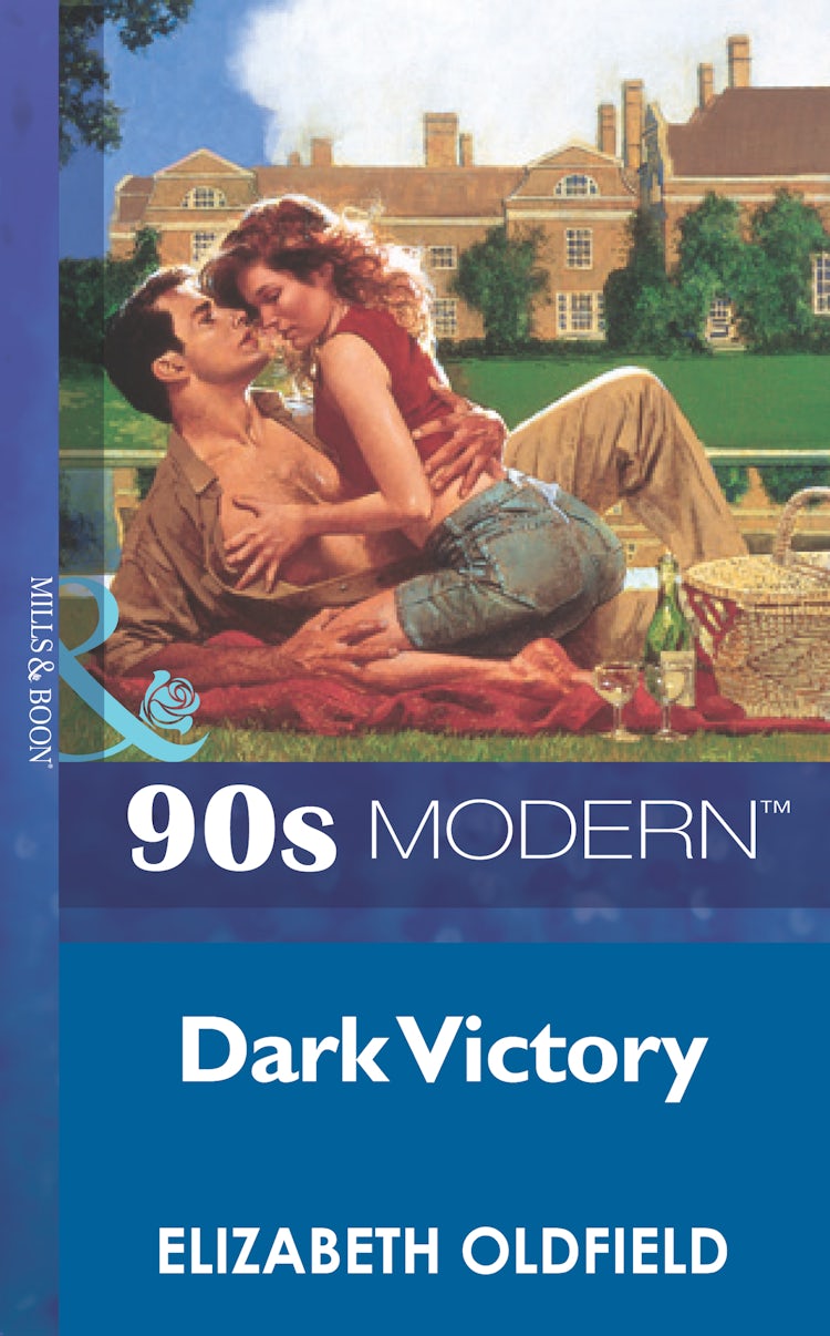 Cover image for DARK VICTORY, isbn: 9781038920928