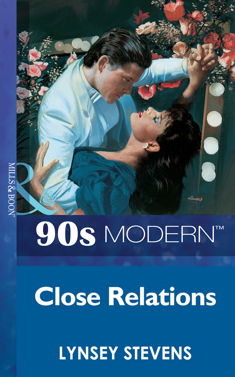 Cover image for CLOSE RELATIONS, isbn: 9781038934581