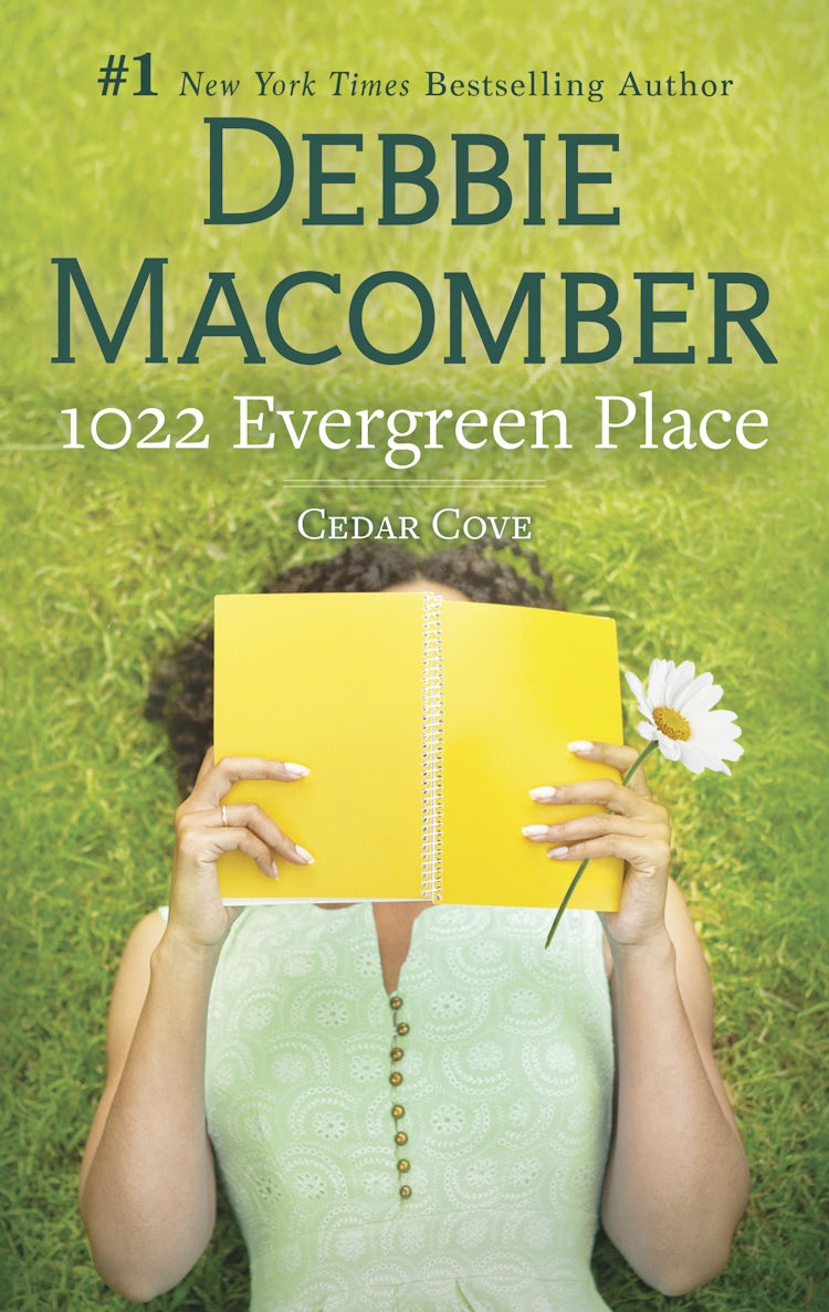 Cover image for 1022 Evergreen Place, isbn: 9781038934987