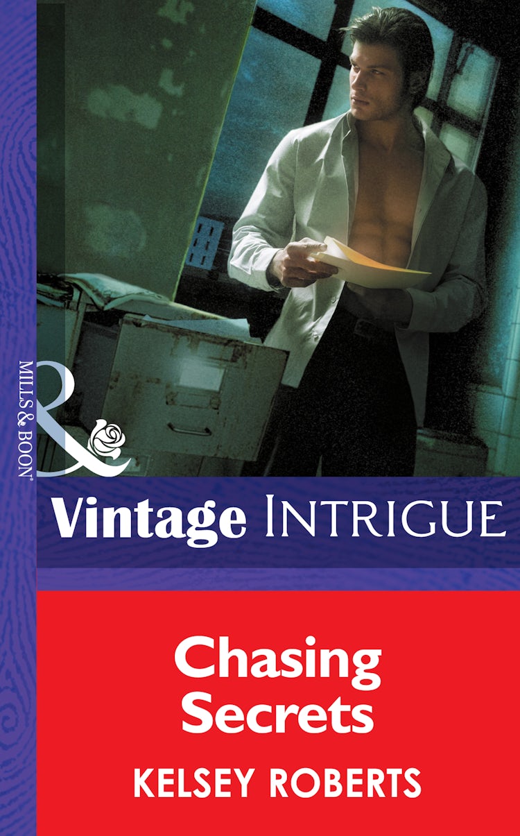 Cover image for Chasing Secrets, isbn: 9781038939920