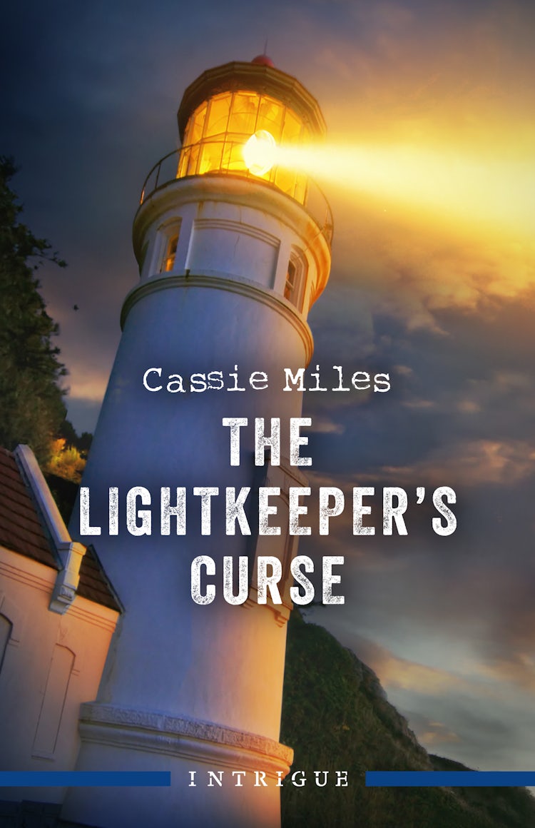 Cover image for The Lightkeeper's Curse, isbn: 9781038952295