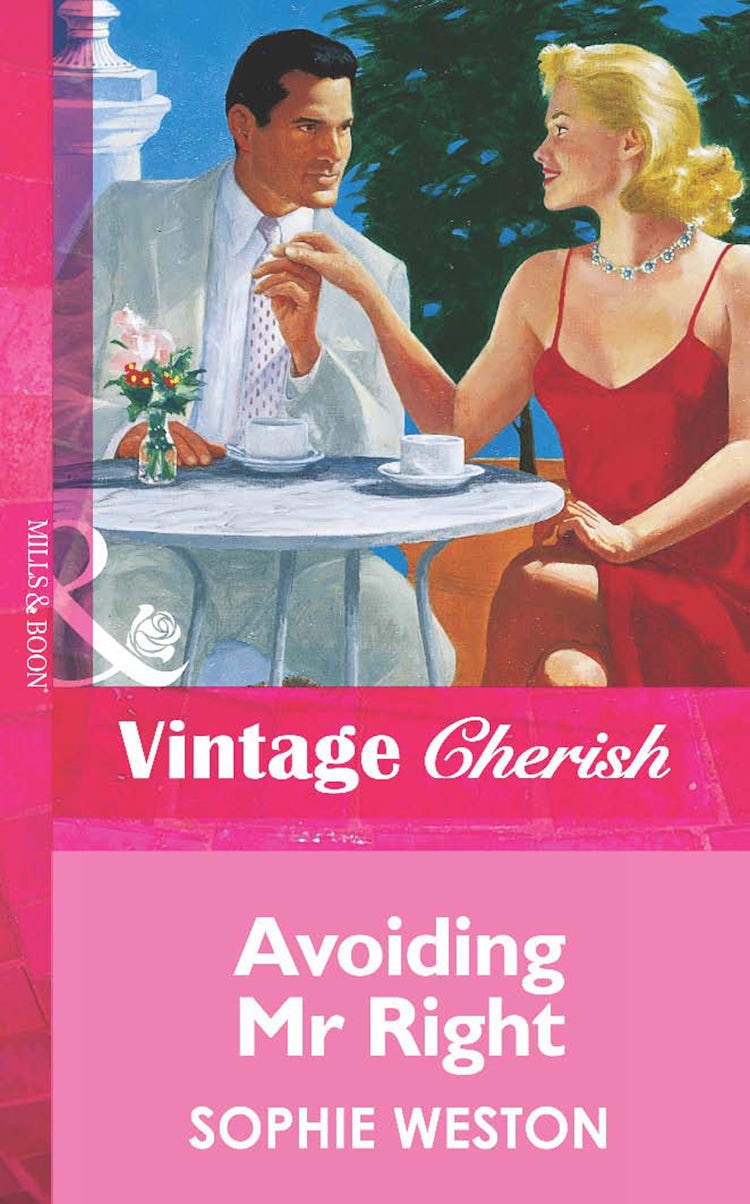 Cover image for Avoiding Mr Right, isbn: 9781038968135