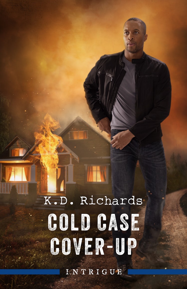 Cover image for Cold Case Cover-Up, isbn: 9781038980946
