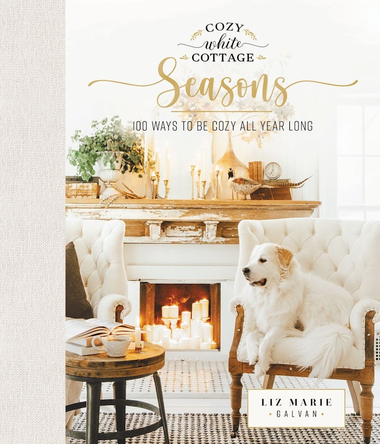 Cover image for Cozy White Cottage Seasons: 100 Ways To Be Cozy All Year Long, isbn: 9781400224555