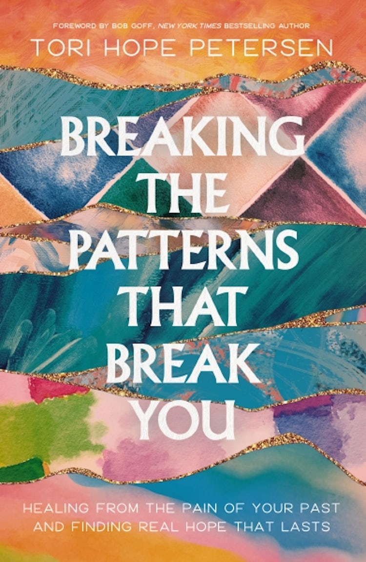Cover image for Breaking the Patterns That Break You: Healing from the Pain of Your Past and Finding Real Hope That Lasts, isbn: 9781400250042