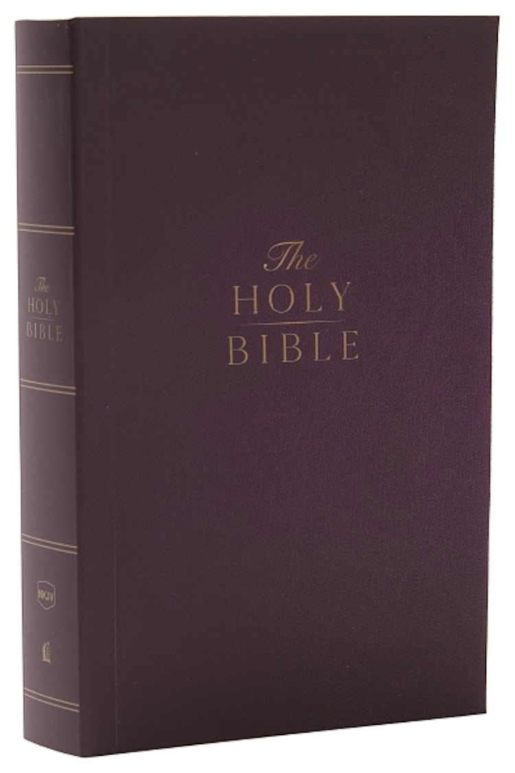 Cover image for NKJV Compact Paragraph-Style Bible w/ 73,000 Cross References, Red Letter, Comfort Print: Holy Bible, New King James Version [Purple], isbn: 9781400333295