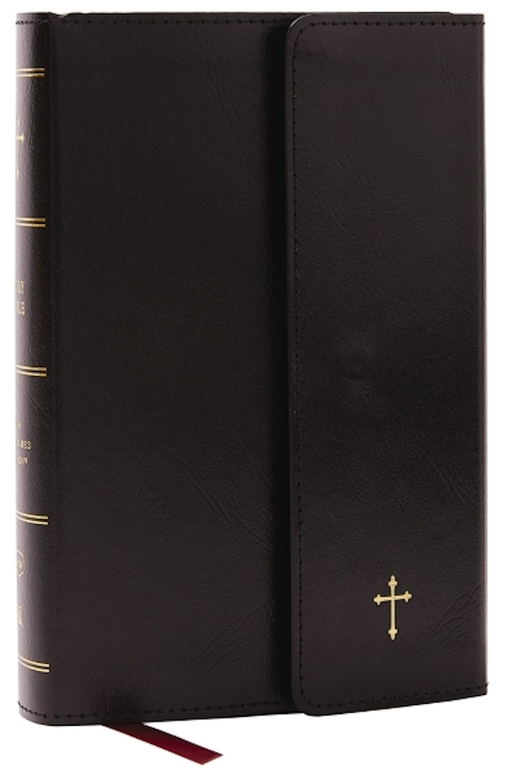 Cover image for NKJV Compact Paragraph-Style Bible w/ 73,000 Cross References, Red Letter, Comfort Print: Holy Bible, New King James Version [Black], isbn: 9781400333325