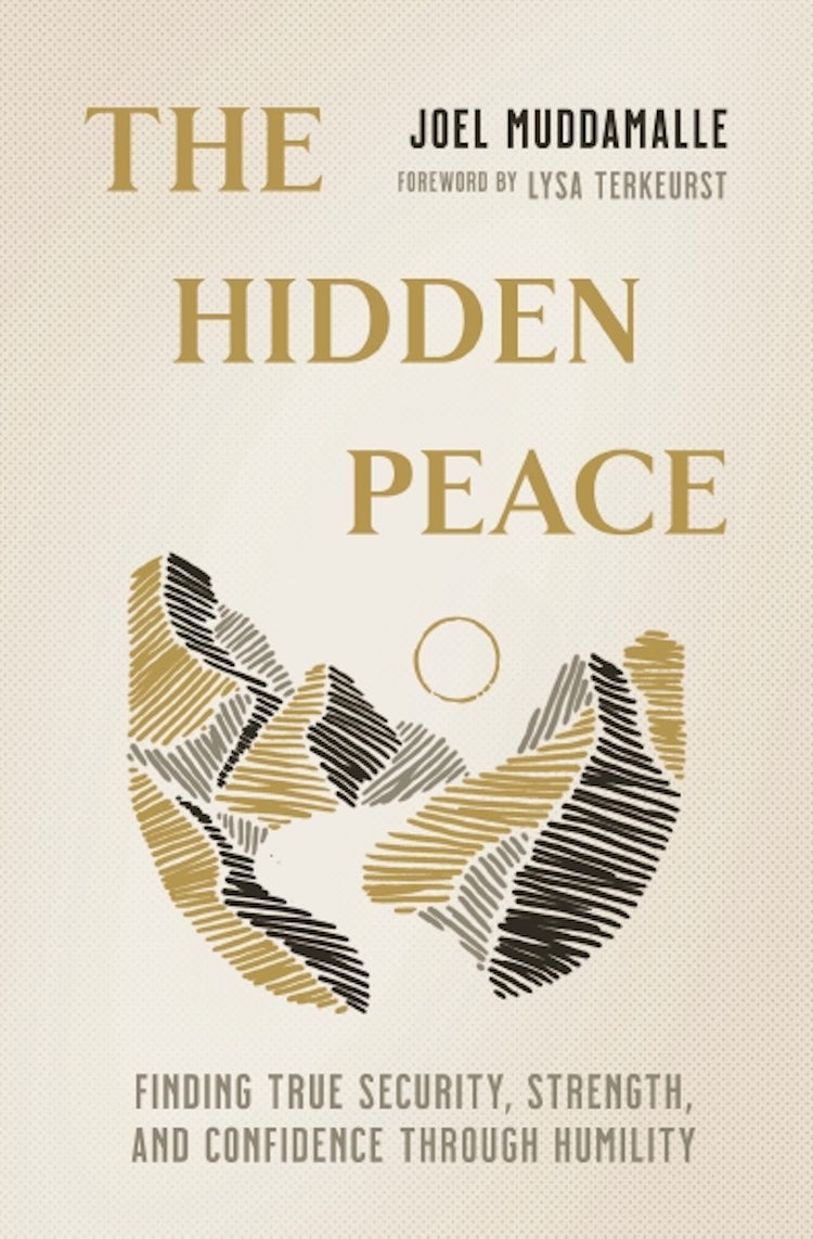 Cover image for Hidden Peace: Finding True Security, Strength, And Confidence Through Humility, isbn: 9781400335329