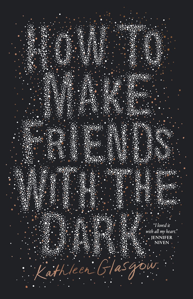 Cover image for How to Make Friends with the Dark, isbn: 9781460705698