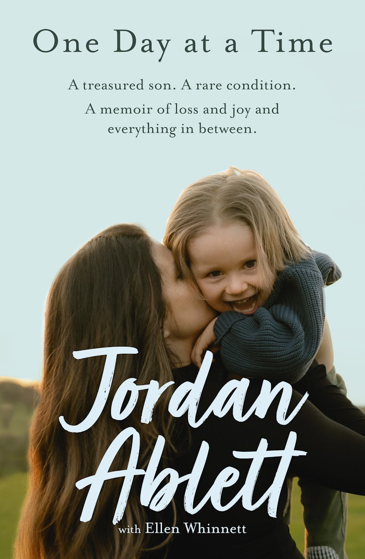 Cover image for One Day at a Time: An inspiring memoir about the power of hope and faith for readers of Heartstrong and Girl Who Fell From The Sky, isbn: 9781460717646