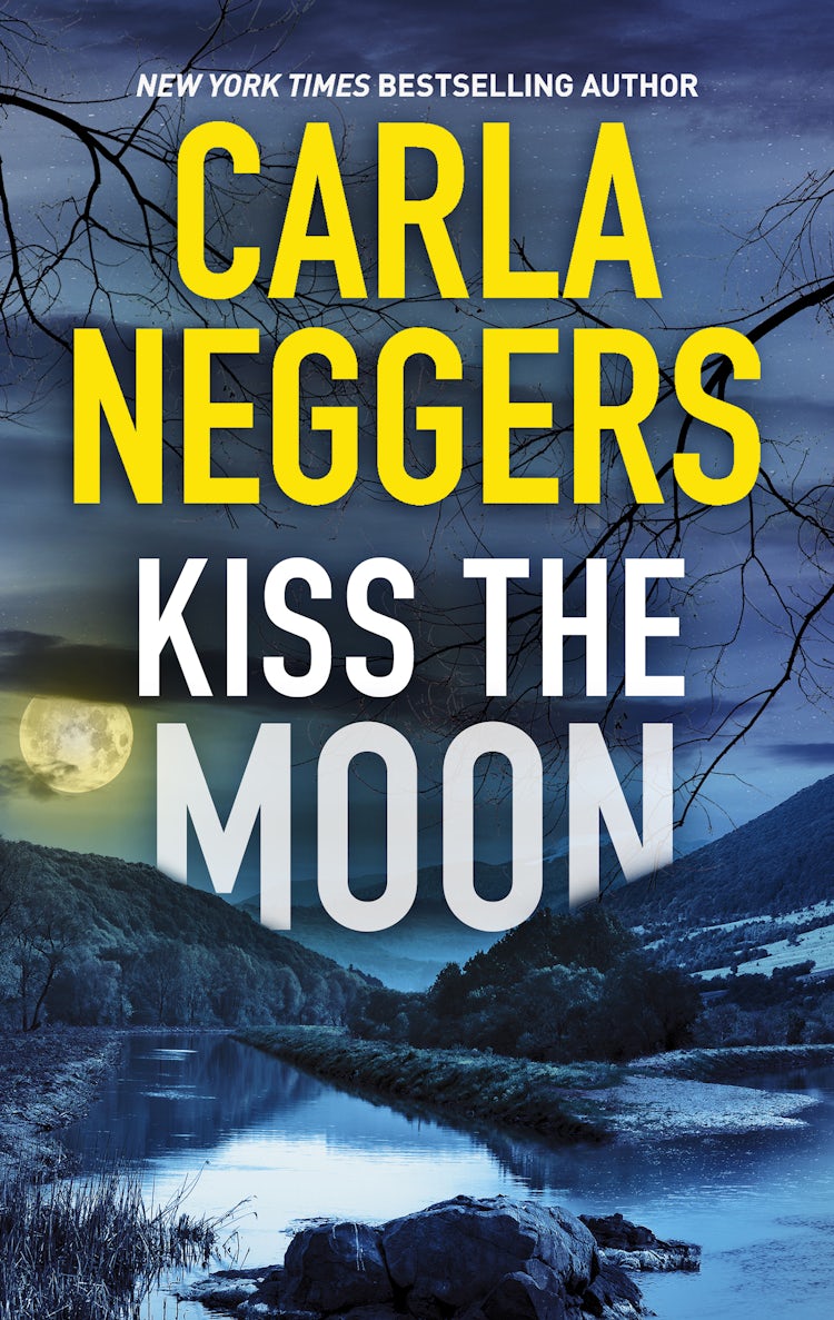Cover image for Kiss The Moon, isbn: 9781460832219