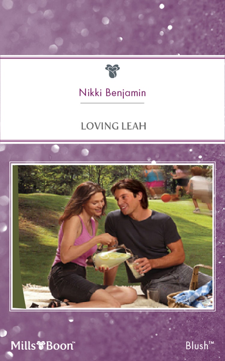 Cover image for Loving Leah, isbn: 9781460856123
