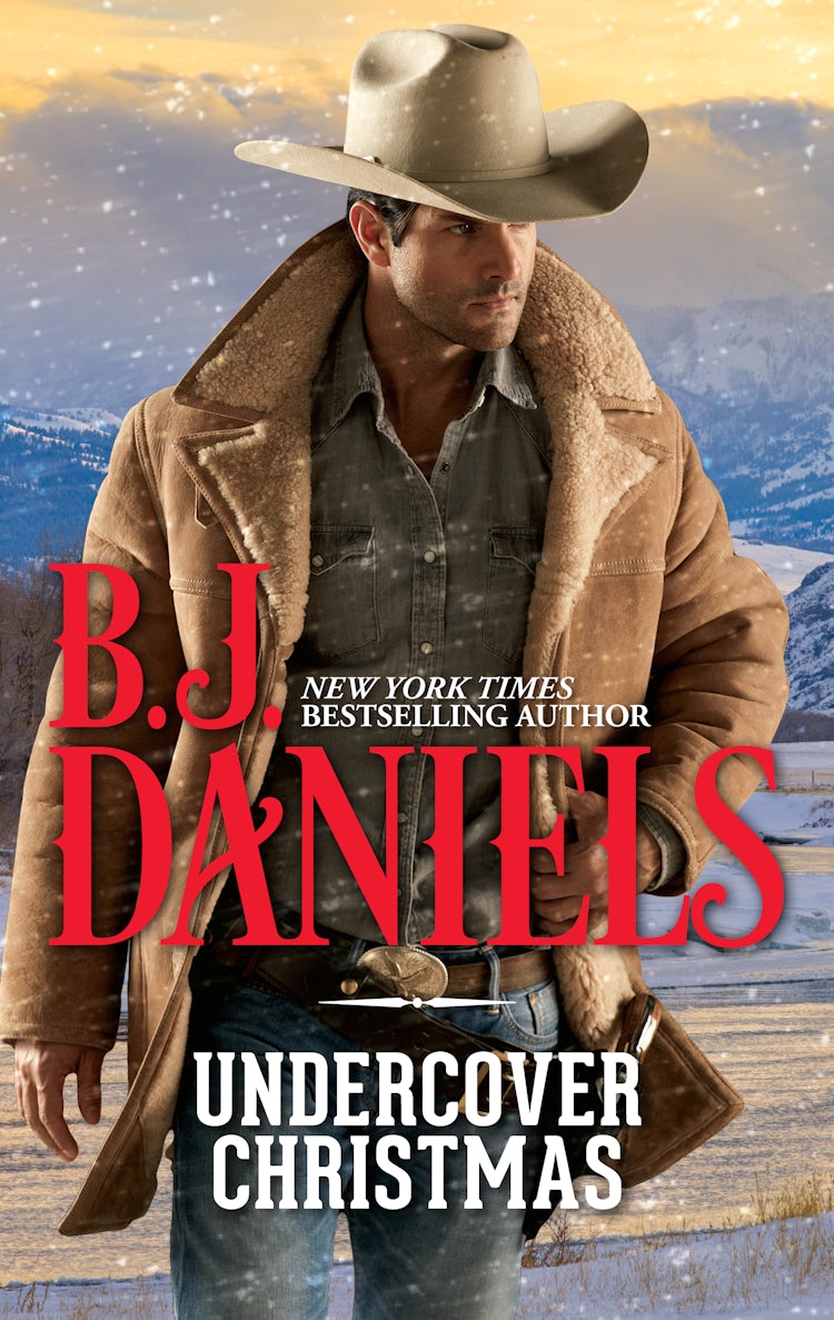 Cover image for Undercover Christmas, isbn: 9781460870877