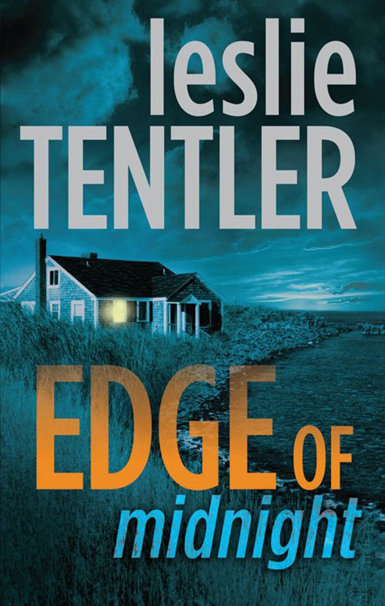 Cover image for Edge Of Midnight, isbn: 9781460884140