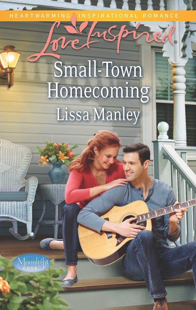 Cover image for Small-Town Homecoming, isbn: 9781488716522