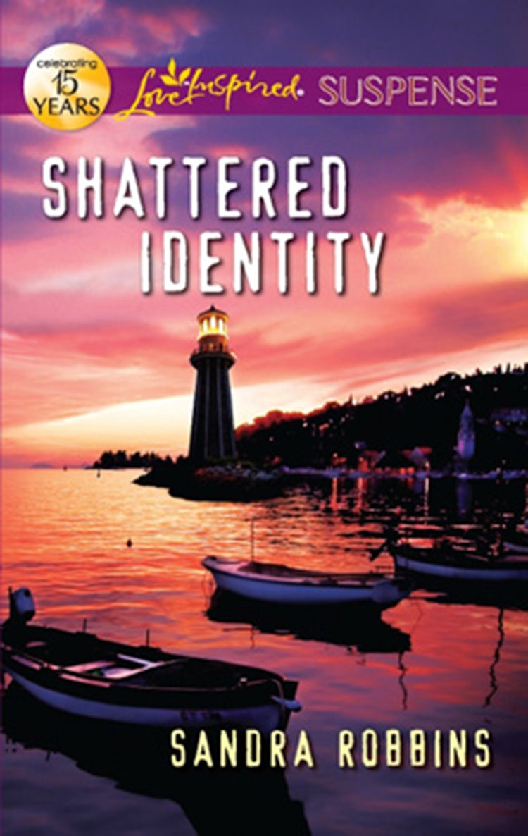 Cover image for Shattered Identity, isbn: 9781488737459