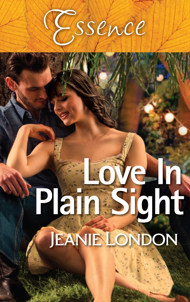 Cover image for Love In Plain Sight, isbn: 9781488798467