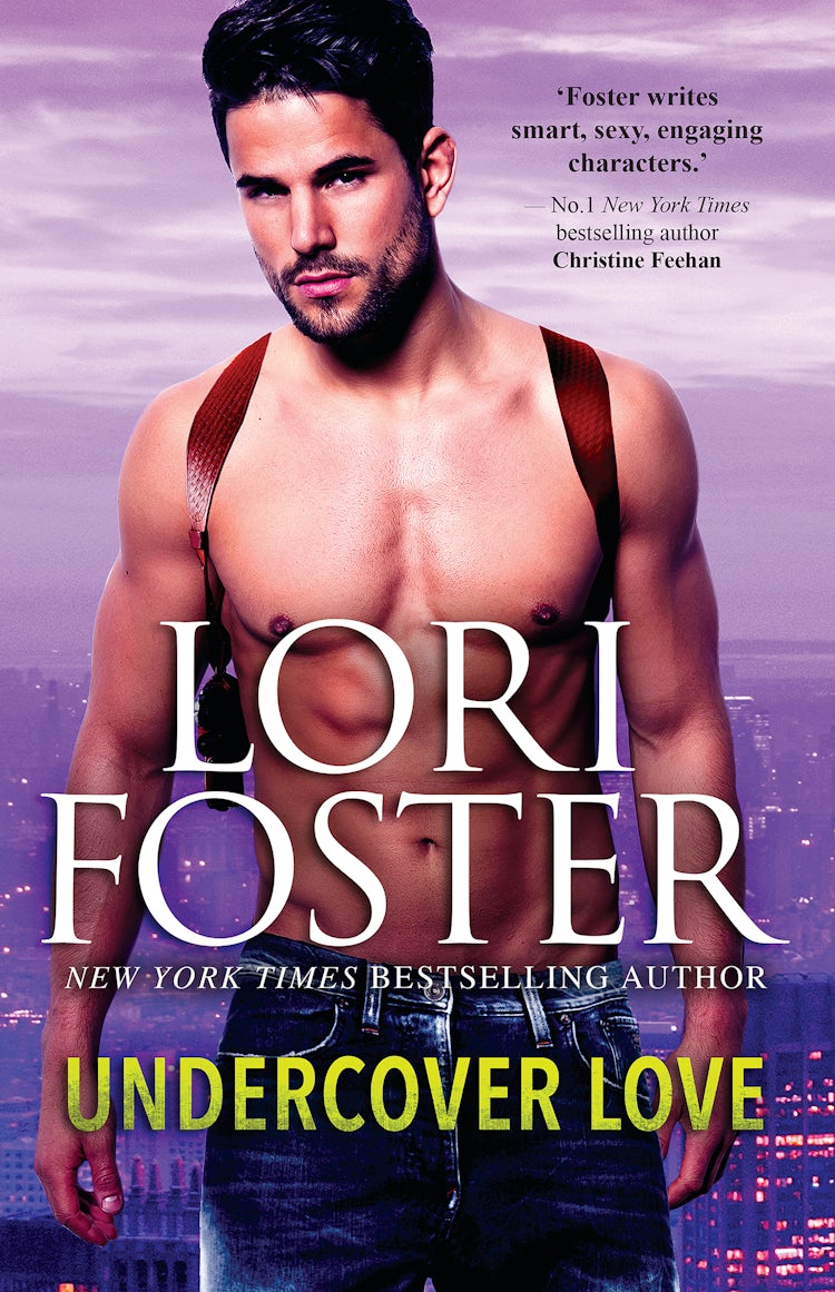 Cover image for Undercover Love - 2 Book Box Set, isbn: 9781489243850