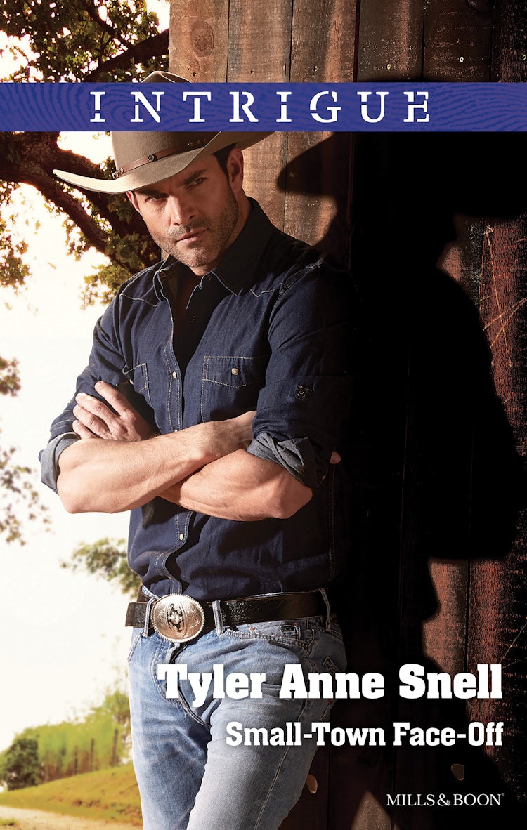 Cover image for Small-Town Face-Off, isbn: 9781489250230
