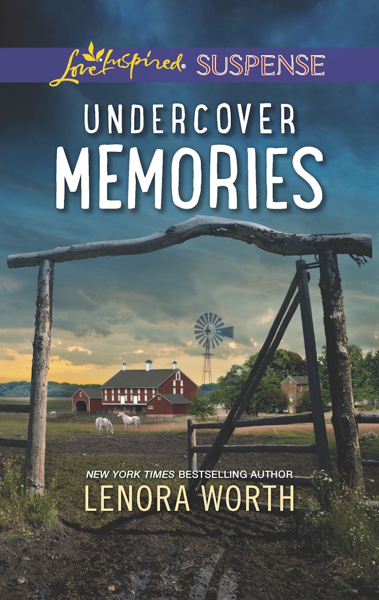 Cover image for Undercover Memories, isbn: 9781489273130