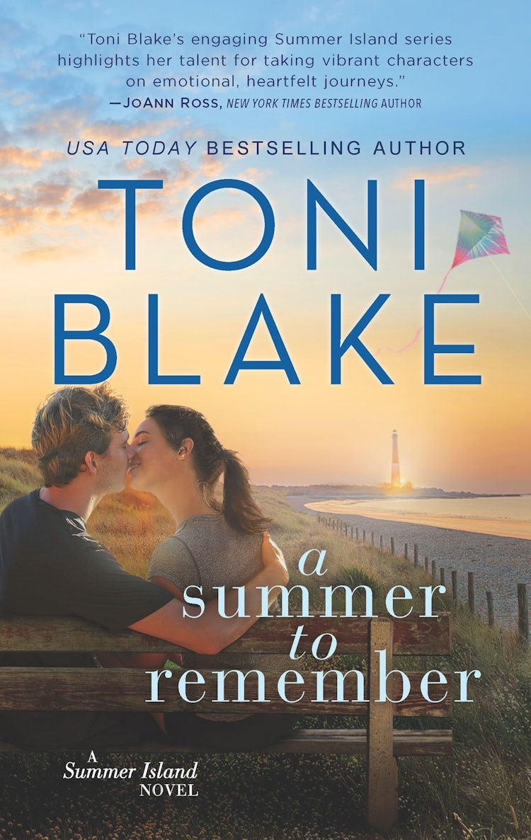 Cover image for A Summer to Remember, isbn: 9781489294876