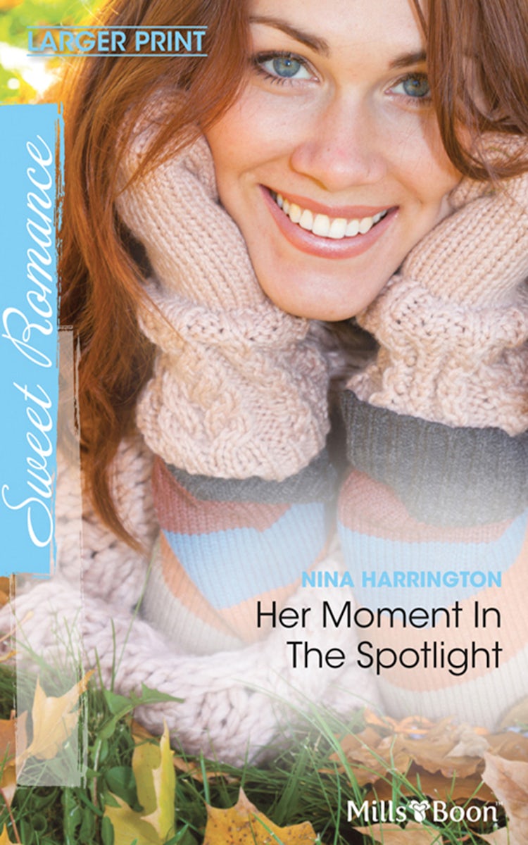 Cover image for Her Moment In The Spotlight, isbn: 9781742909158