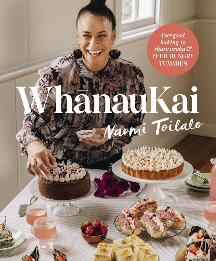 Cover image for Whānaukai: Feel-good baking to share aroha and feed hungry tummies, isbn: 9781775492399
