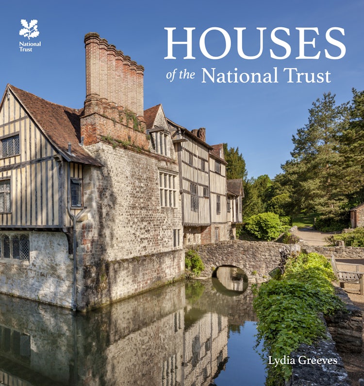 Cover image for Houses of the National Trust: 2017 Edition, isbn: 9781909881914